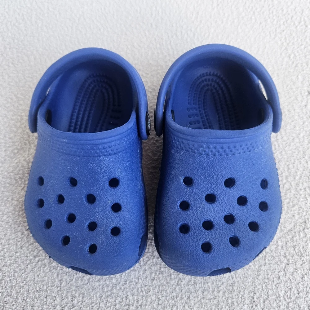 Crocs Classic Clog Baby Toddler SZ 2 3 Slip-On Blue Water Shoes Unisex My First